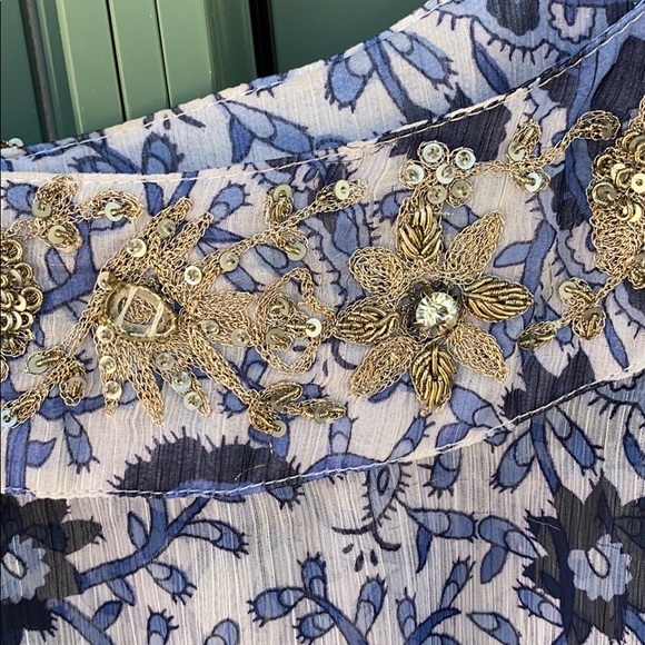 Top - Picture 2 of 6